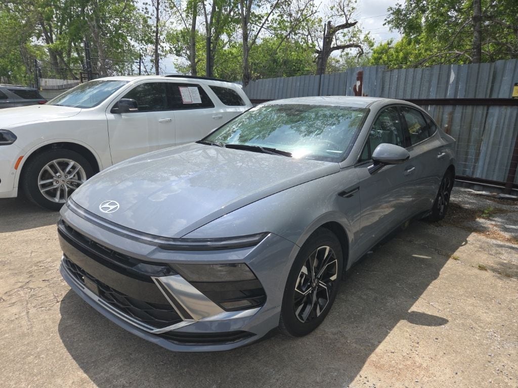 Thumbnail: 2025 Hyundai Sonata - 1