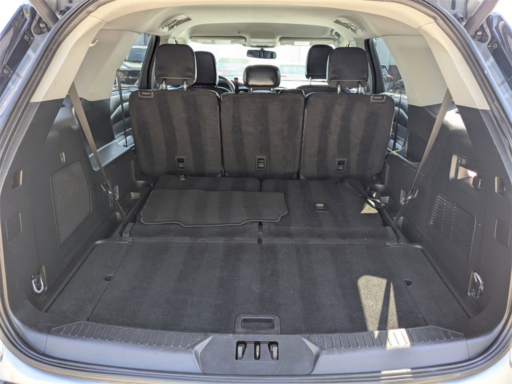 Thumbnail: 2023 Ford Explorer - 28