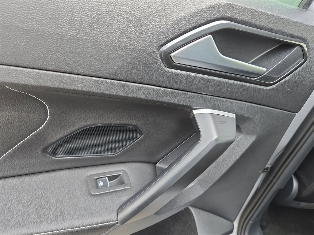 Thumbnail: 2024 Volkswagen Tiguan - 25