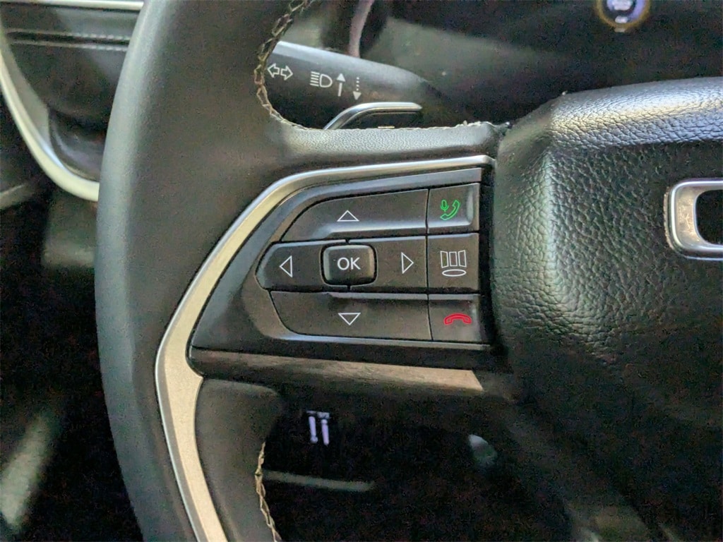 Thumbnail: 2024 Jeep Grand Cherokee L - 16