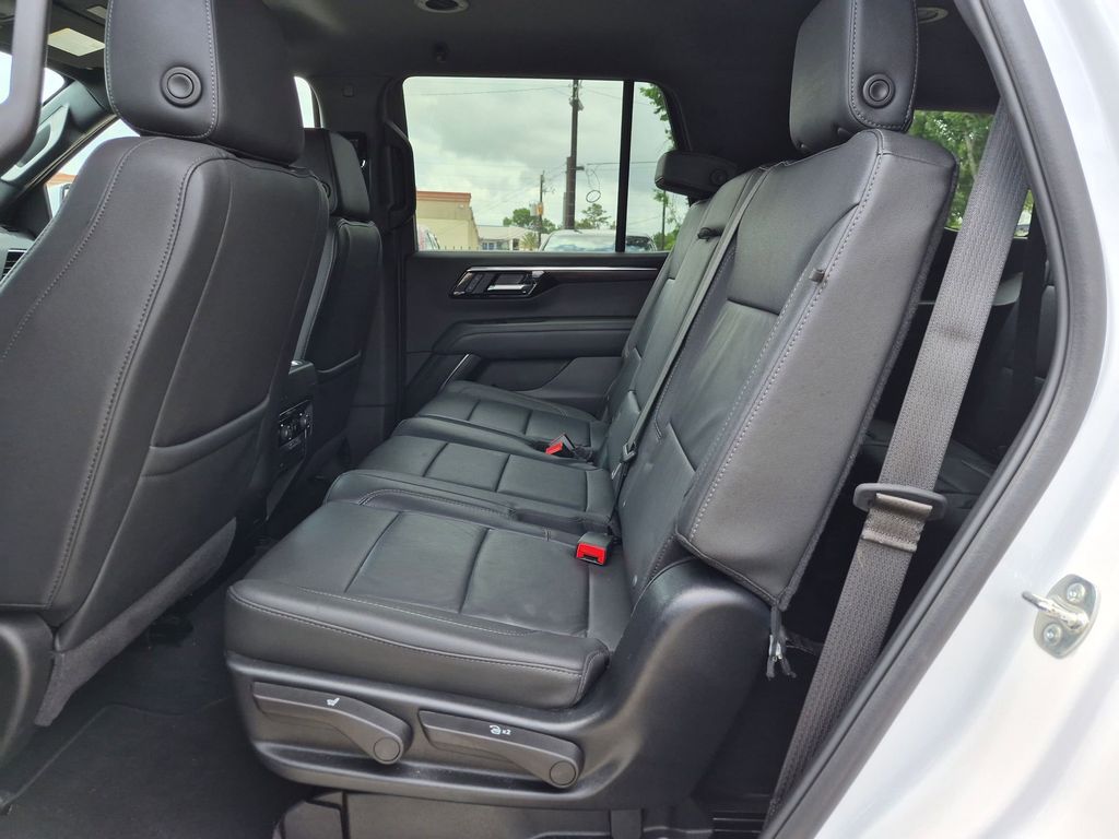 Thumbnail: 2025 Chevrolet Tahoe - 26