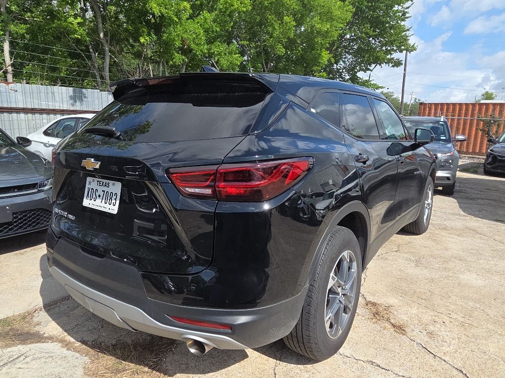 Thumbnail: 2025 Chevrolet Blazer - 9