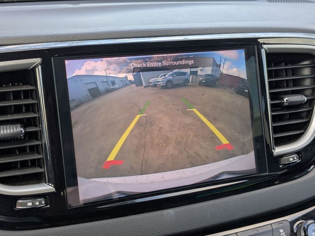 Thumbnail: 2025 Chrysler Pacifica - 17