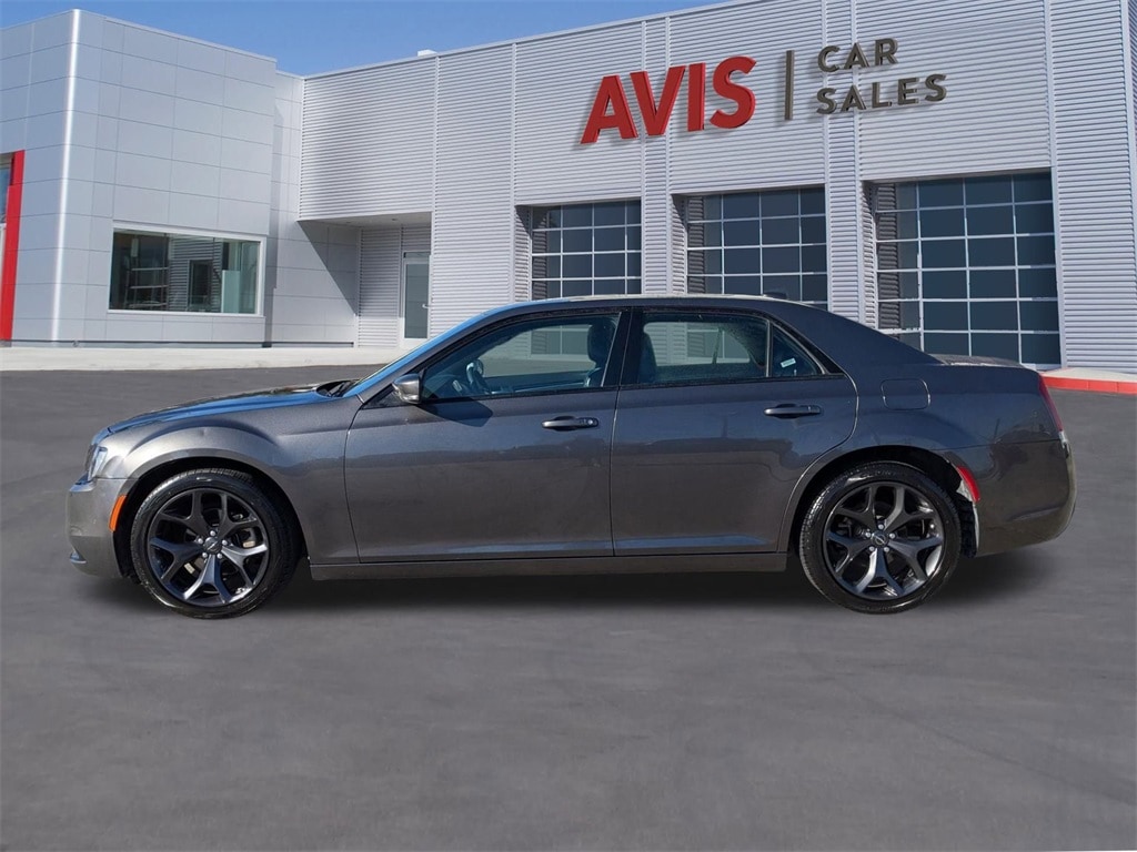 Thumbnail: 2023 Chrysler 300 - 7