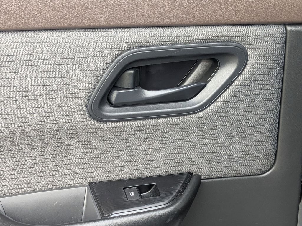 Thumbnail: 2023 Nissan Rogue - 25