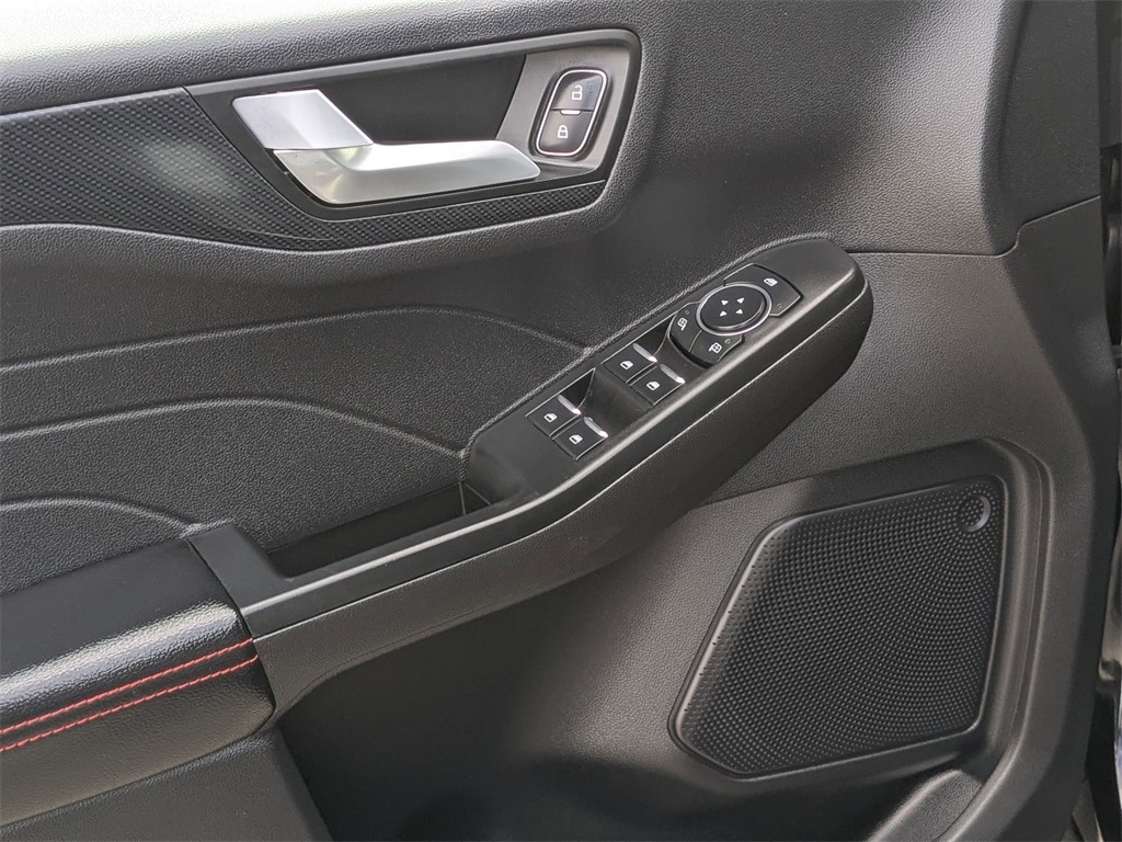 Thumbnail: 2025 Ford Escape - 13