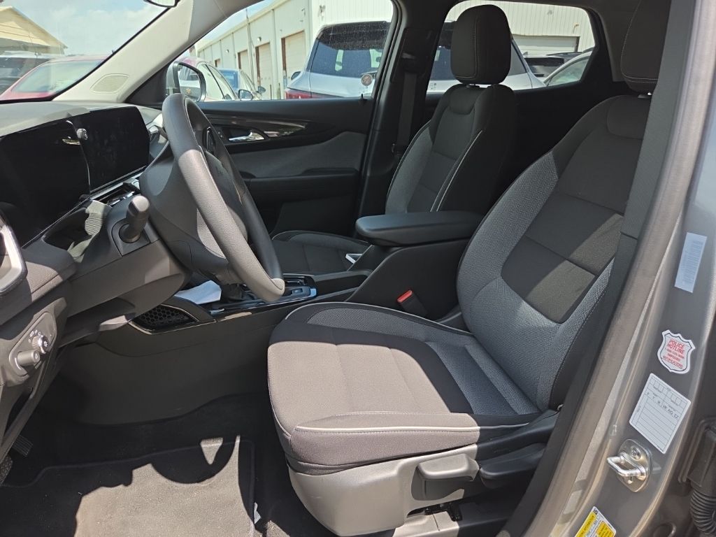 Thumbnail: 2025 Chevrolet TrailBlazer - 9