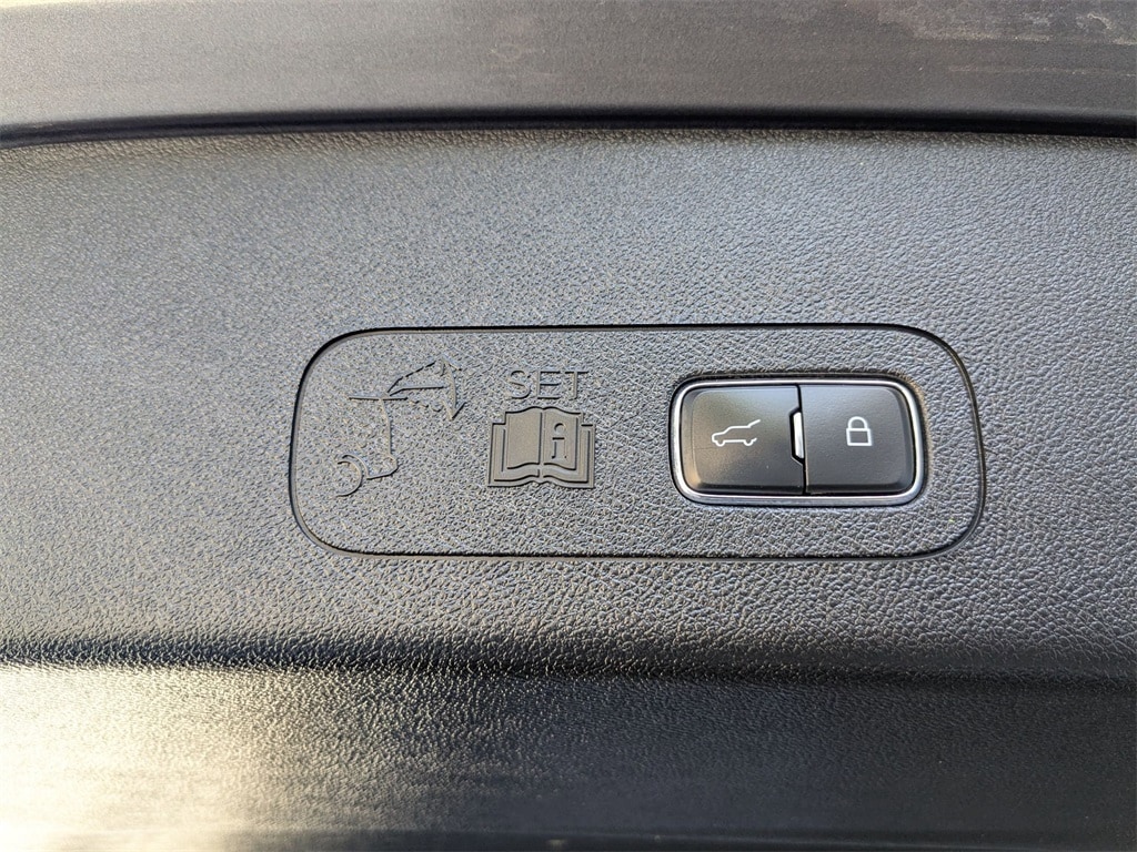 Thumbnail: 2024 Lincoln Aviator - 32