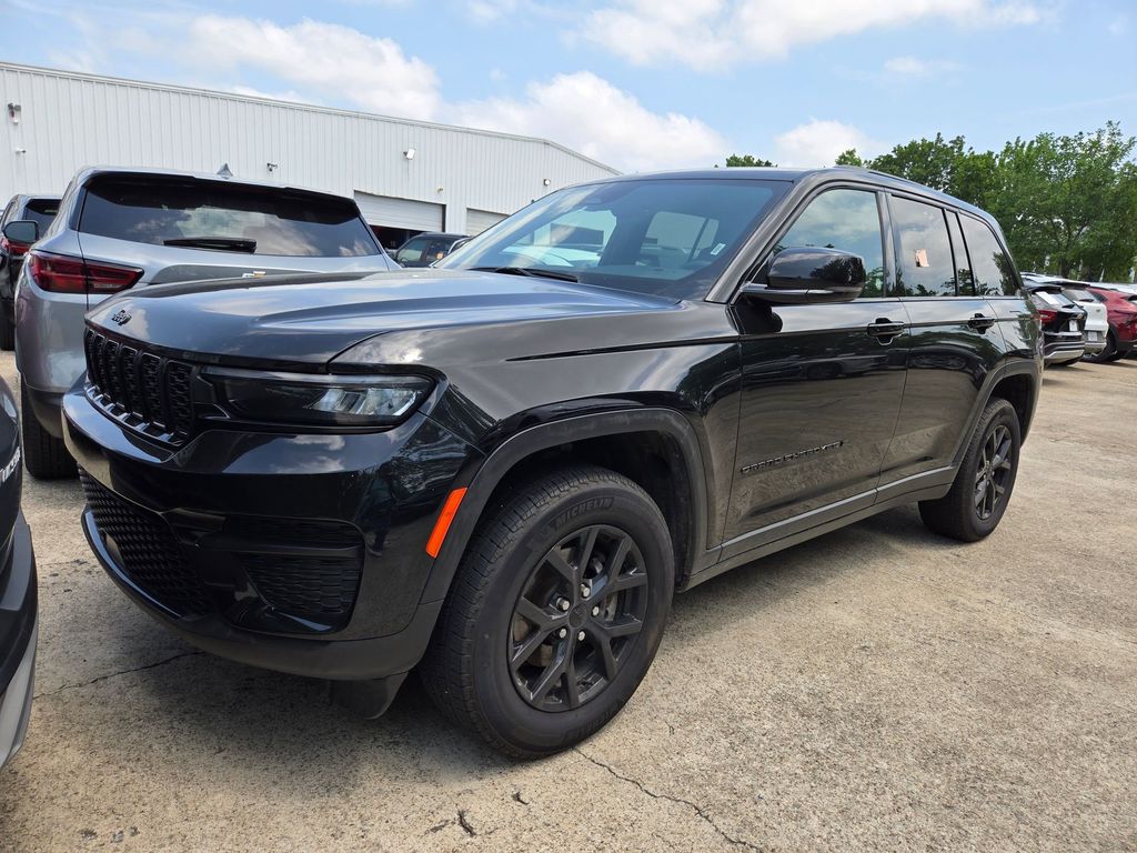 Thumbnail: 2025 Jeep Grand Cherokee - 1