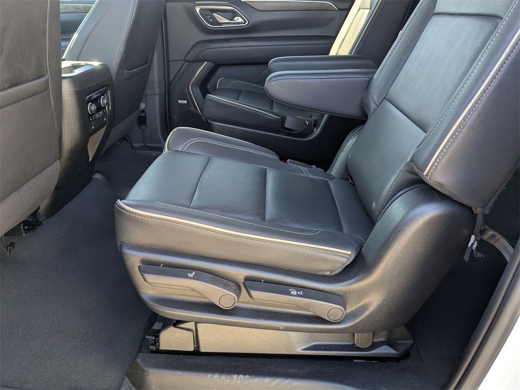 Thumbnail: 2023 Chevrolet Suburban - 24