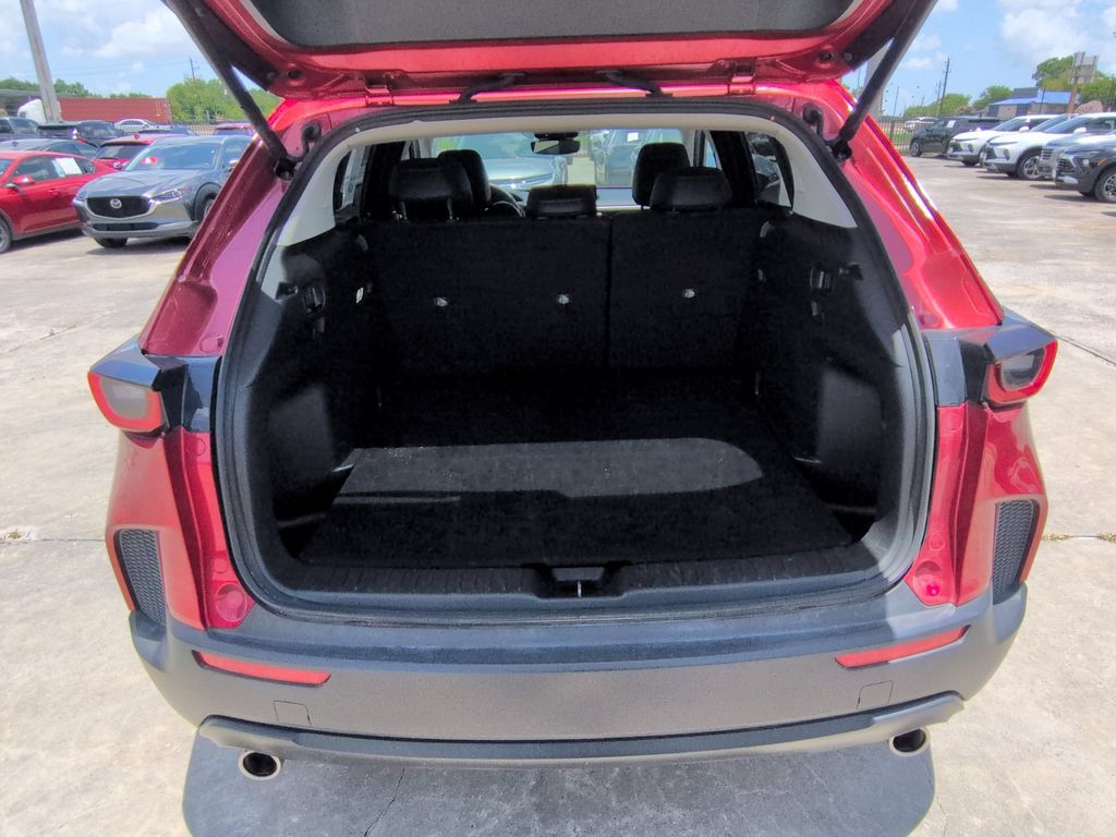 Thumbnail: 2025 Mazda CX-50 - 28
