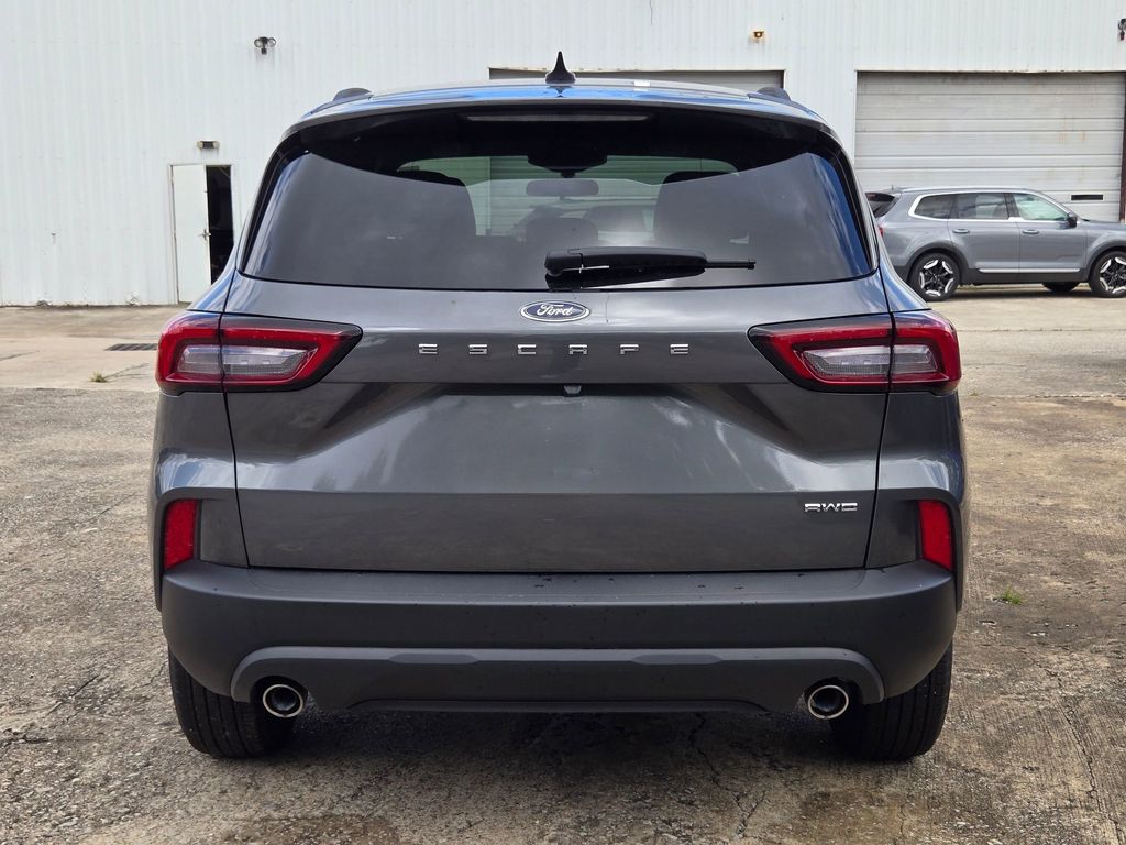 Thumbnail: 2025 Ford Escape - 6