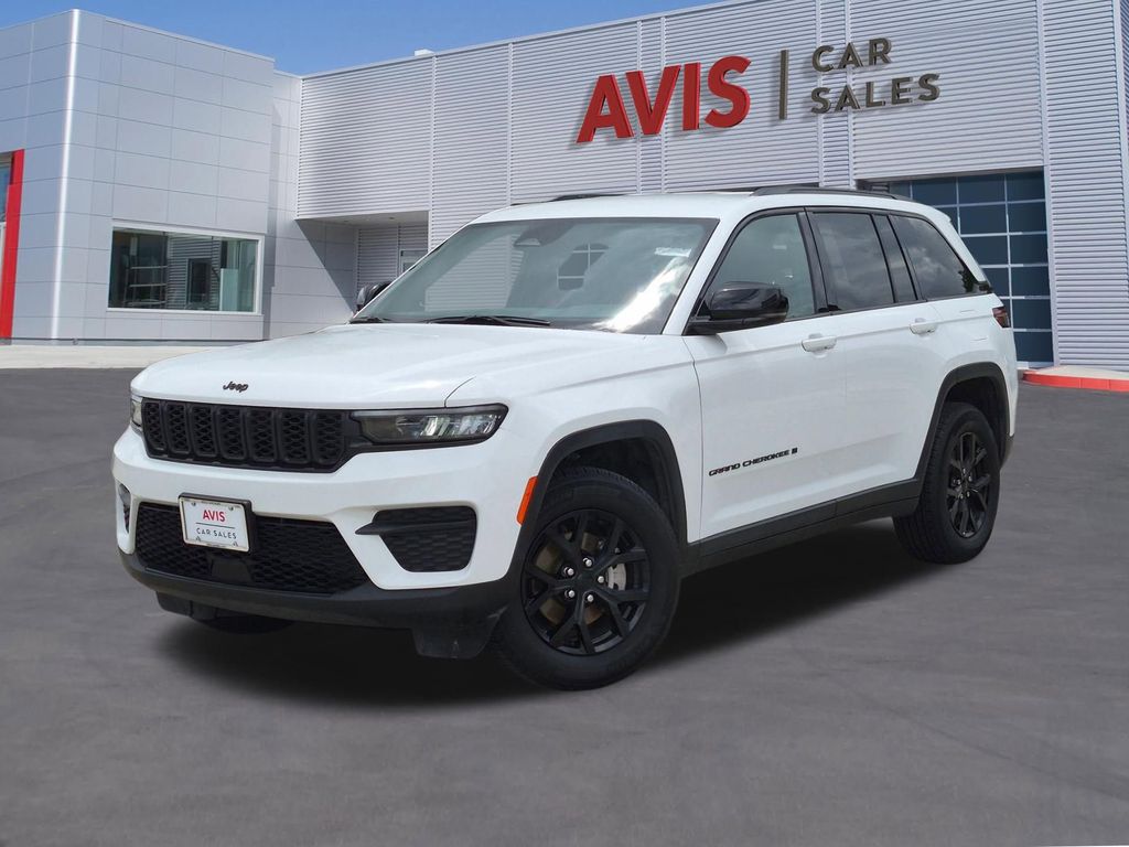 Thumbnail: 2025 Jeep Grand Cherokee - 1