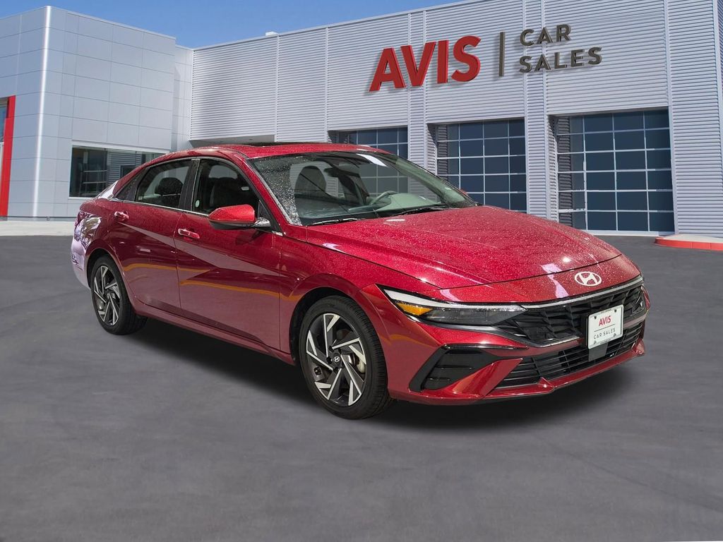 Thumbnail: 2025 Hyundai Elantra - 3