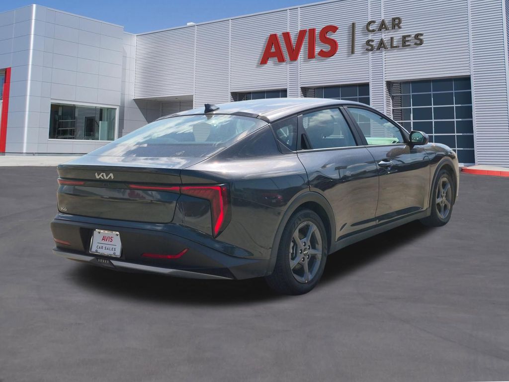 Thumbnail: 2025 Kia K4 - 2