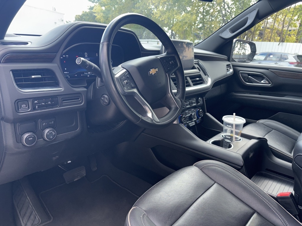 Thumbnail: 2023 Chevrolet Suburban - 7