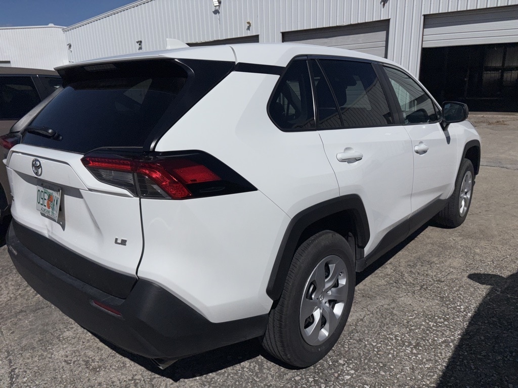 Thumbnail: 2025 Toyota RAV4 - 4