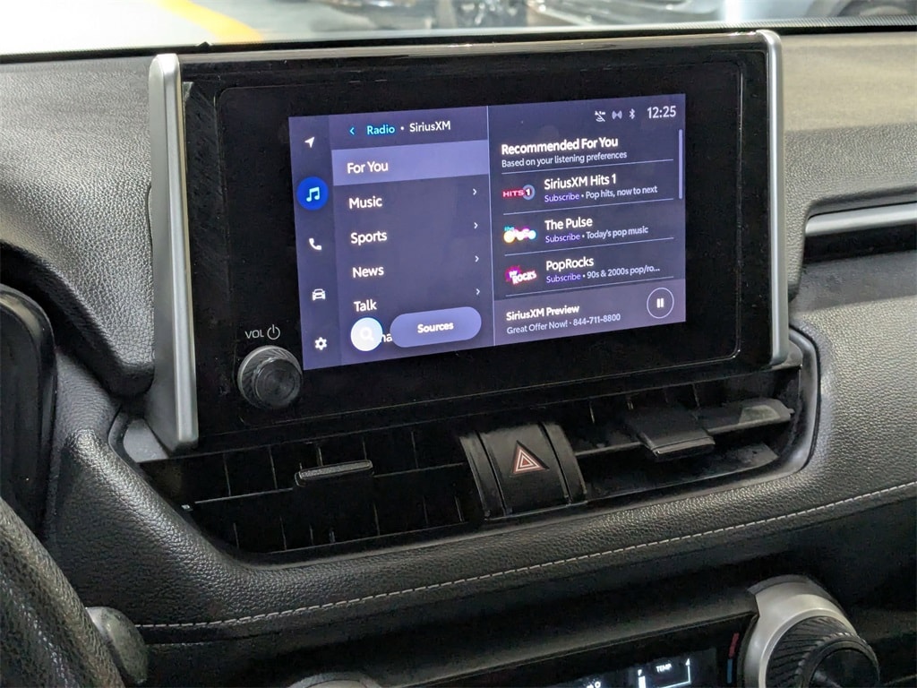 Thumbnail: 2023 Toyota RAV4 - 21