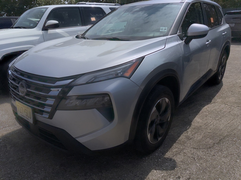 Thumbnail: 2024 Nissan Rogue - 1