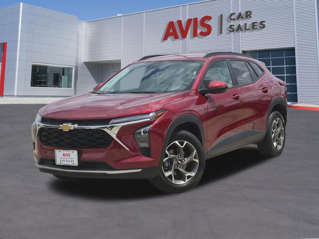 Thumbnail: 2025 Chevrolet Trax - 1
