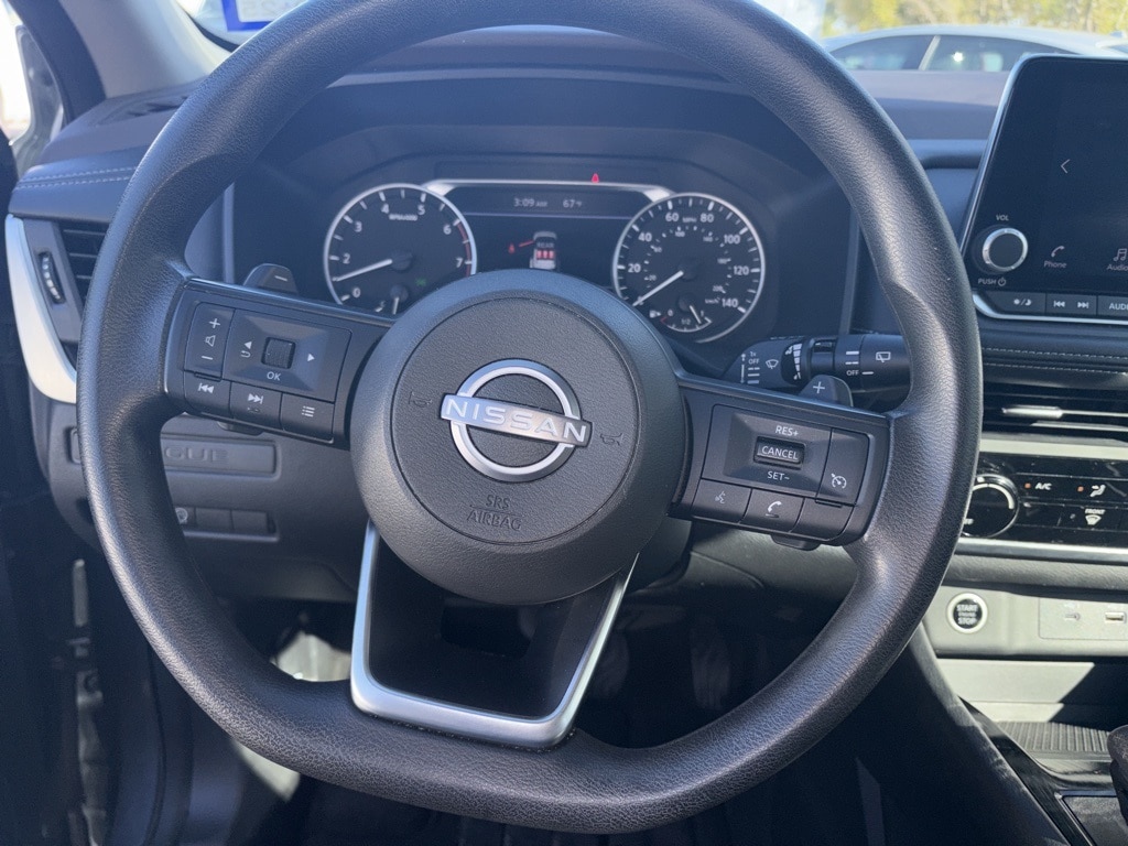 Thumbnail: 2023 Nissan Rogue - 7