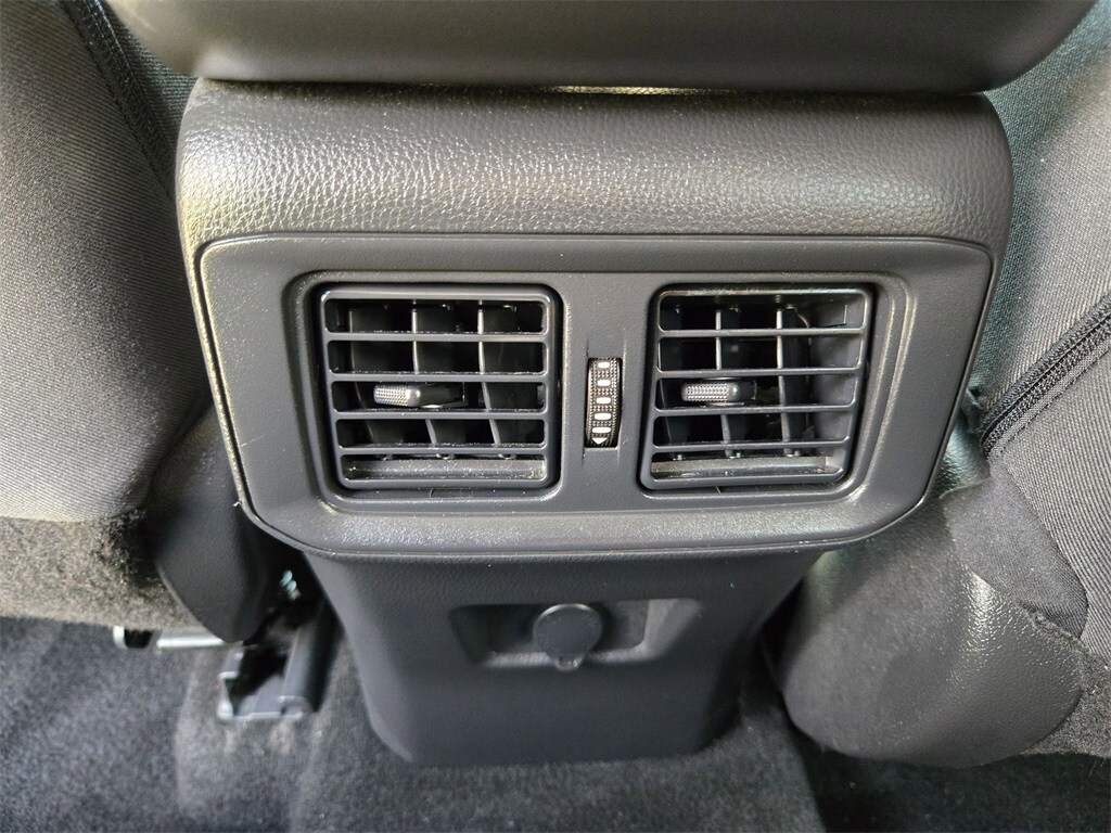 Thumbnail: 2024 Toyota RAV4 - 25