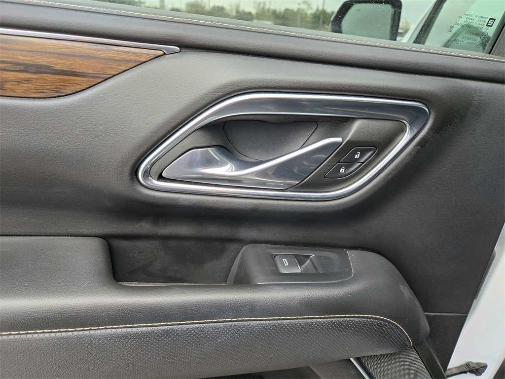 Thumbnail: 2023 Chevrolet Suburban - 26