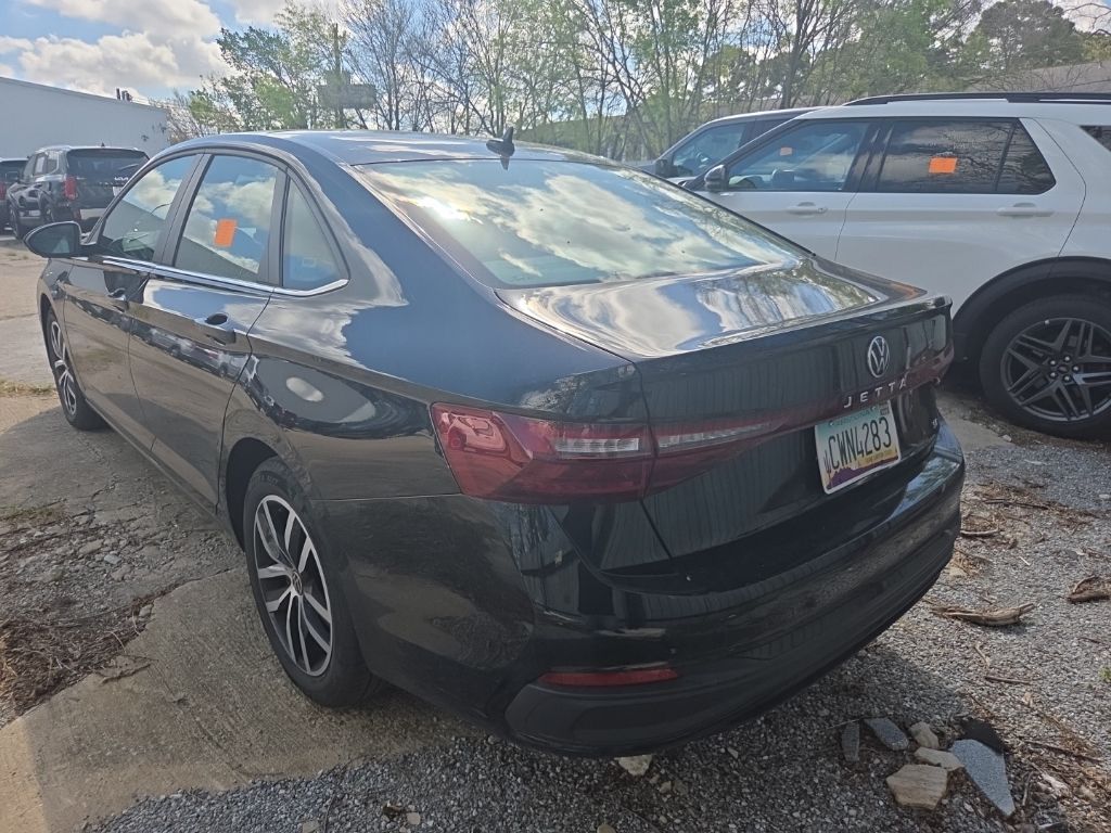 Thumbnail: 2025 Volkswagen Jetta - 9