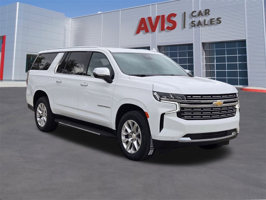 Thumbnail: 2023 Chevrolet Suburban - 3