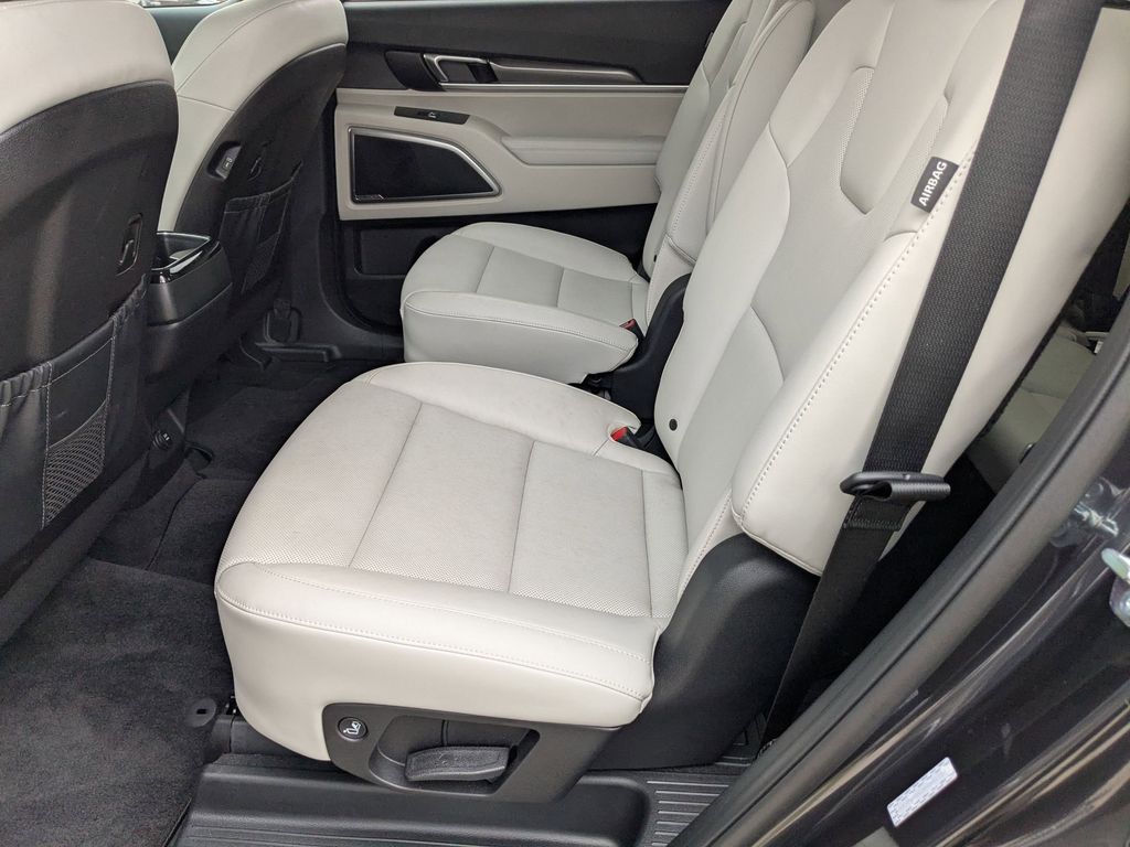 Thumbnail: 2025 Kia Telluride - 26