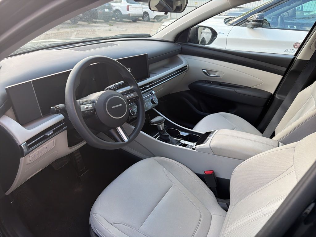 Thumbnail: 2025 Hyundai Tucson - 4