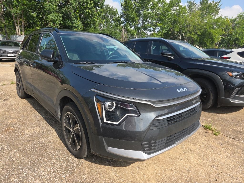 Thumbnail: 2025 Kia Niro - 6