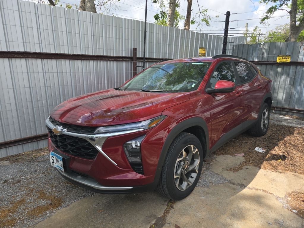 Thumbnail: 2025 Chevrolet Trax - 1