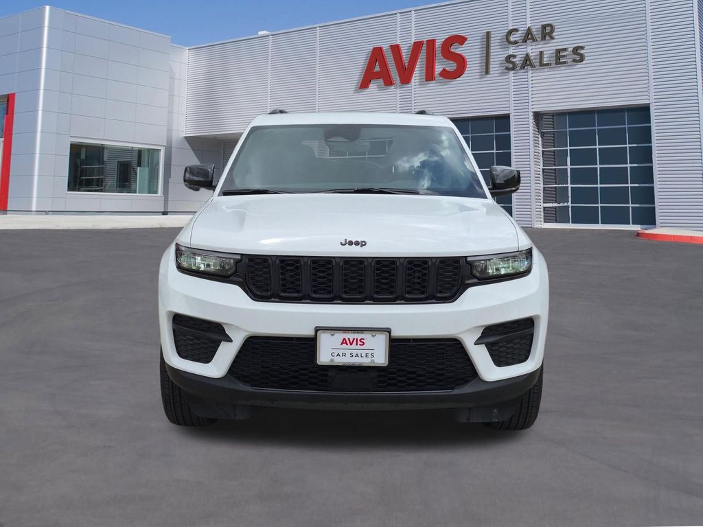 Thumbnail: 2025 Jeep Grand Cherokee - 2