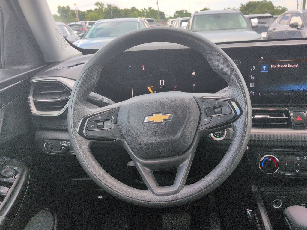 Thumbnail: 2025 Chevrolet TrailBlazer - 22