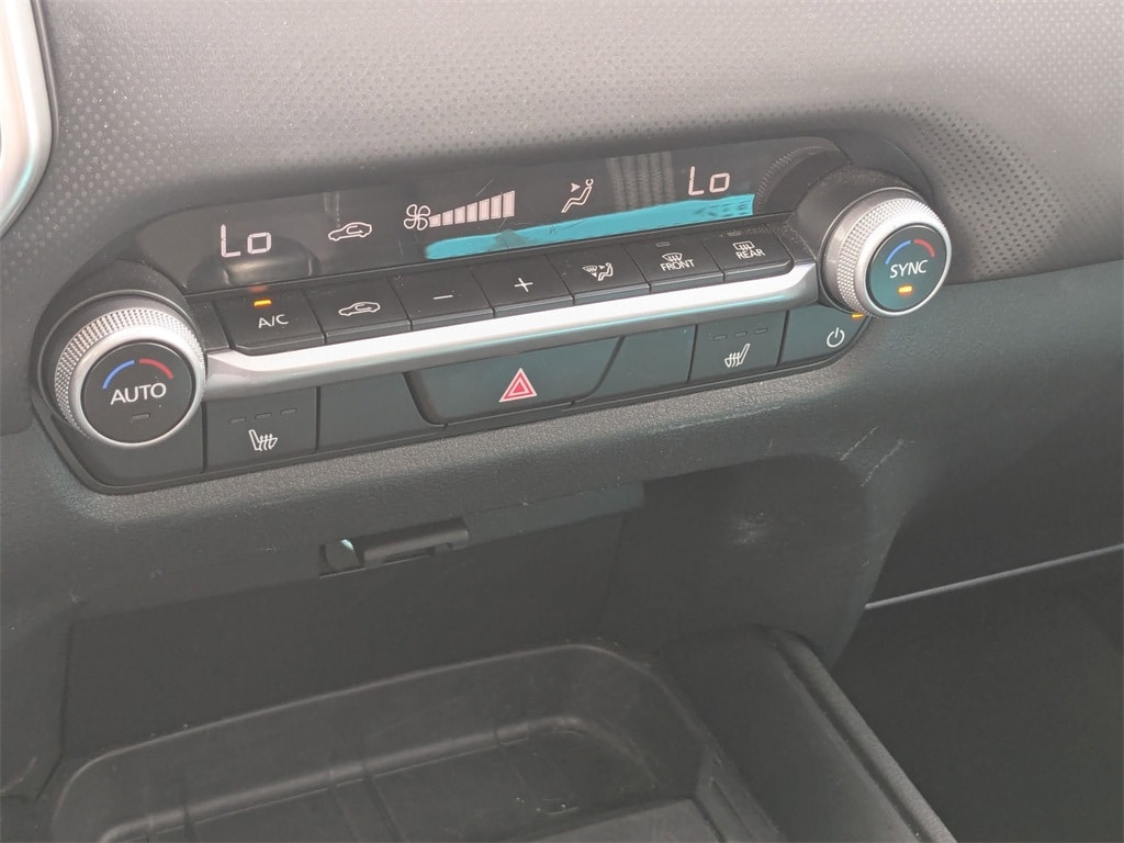 Thumbnail: 2025 Mazda CX-50 - 23