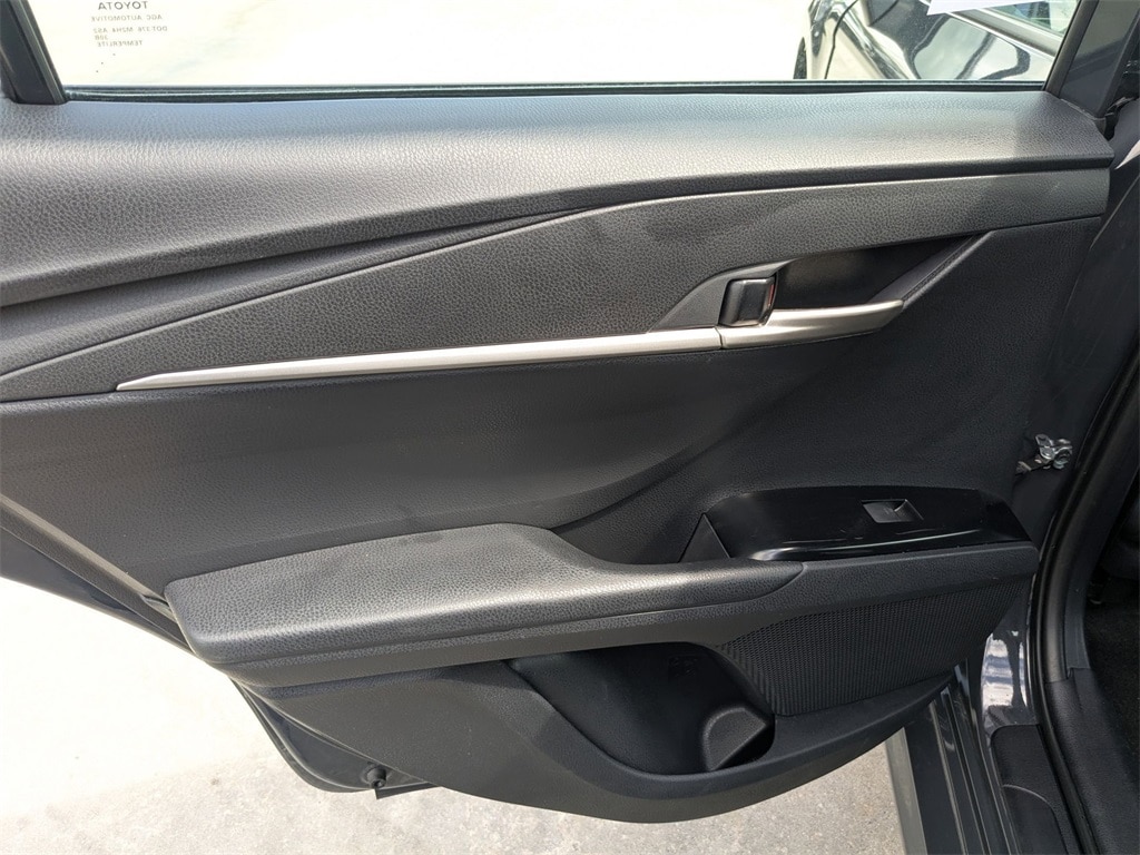 Thumbnail: 2025 Toyota Camry - 23