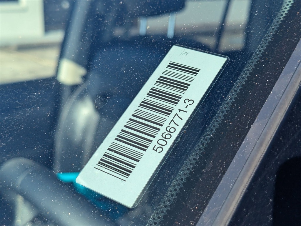 Thumbnail: 2023 INFINITI QX80 - 33