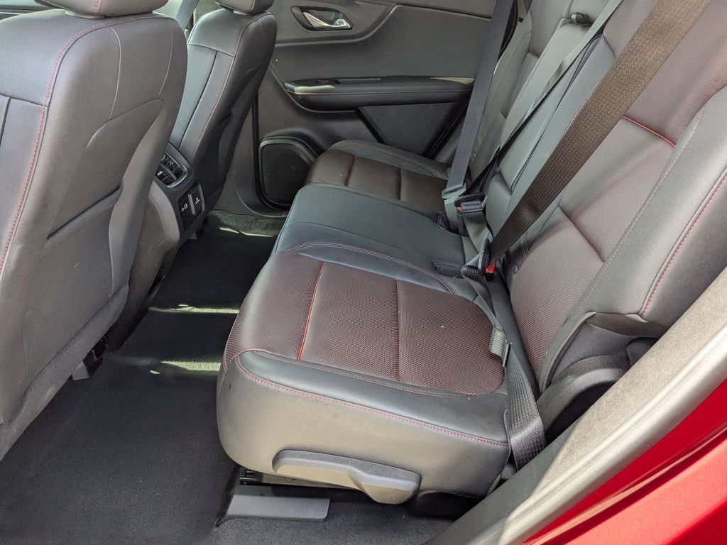 Thumbnail: 2025 Chevrolet Blazer - 25