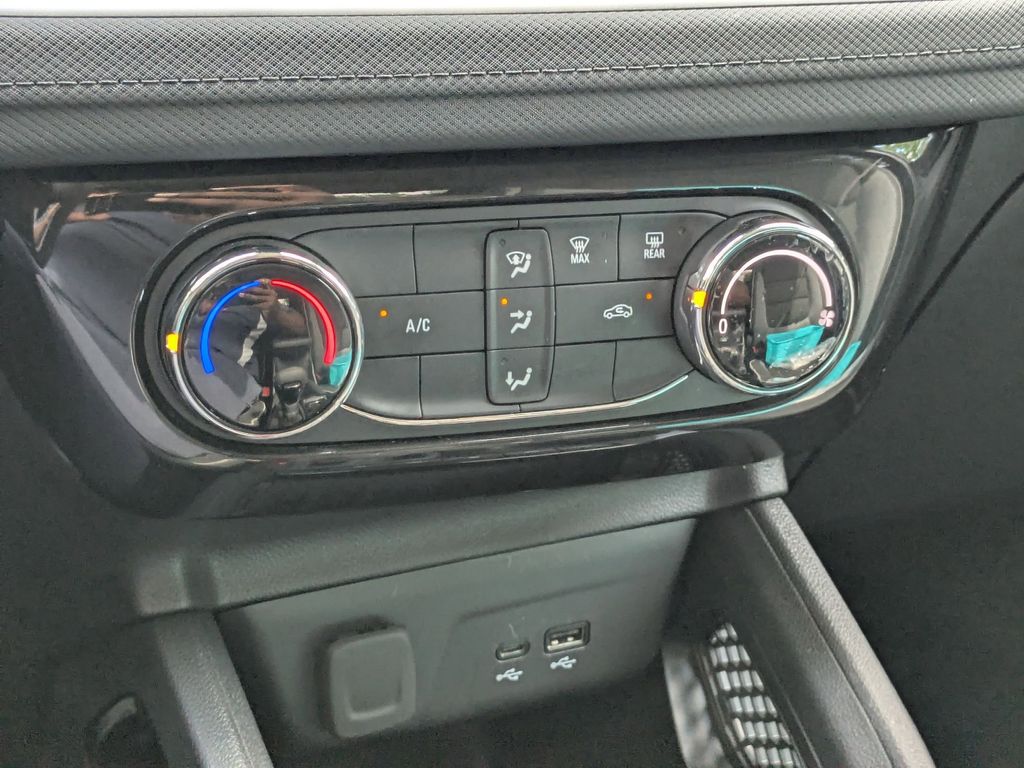 Thumbnail: 2025 Chevrolet TrailBlazer - 20