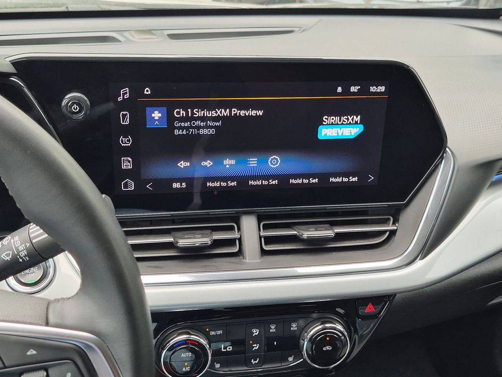 Thumbnail: 2025 Chevrolet Trax - 21