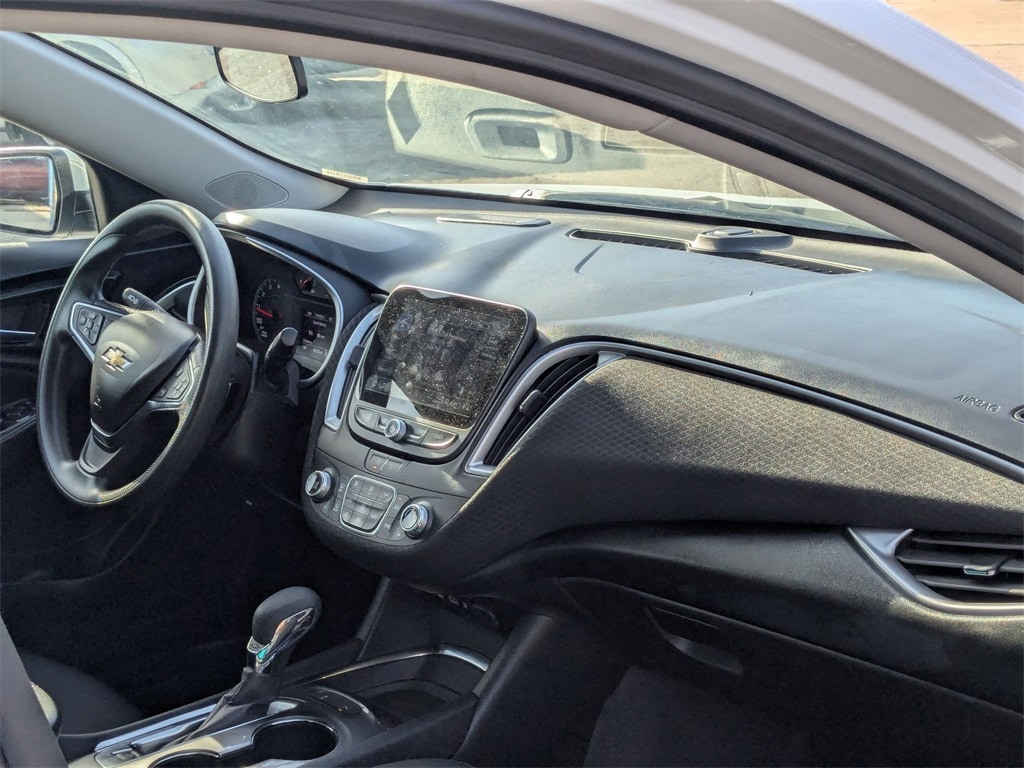 Thumbnail: 2024 Chevrolet Malibu - 28