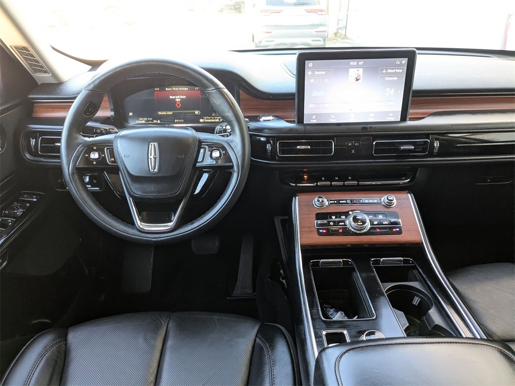 Thumbnail: 2024 Lincoln Aviator - 29