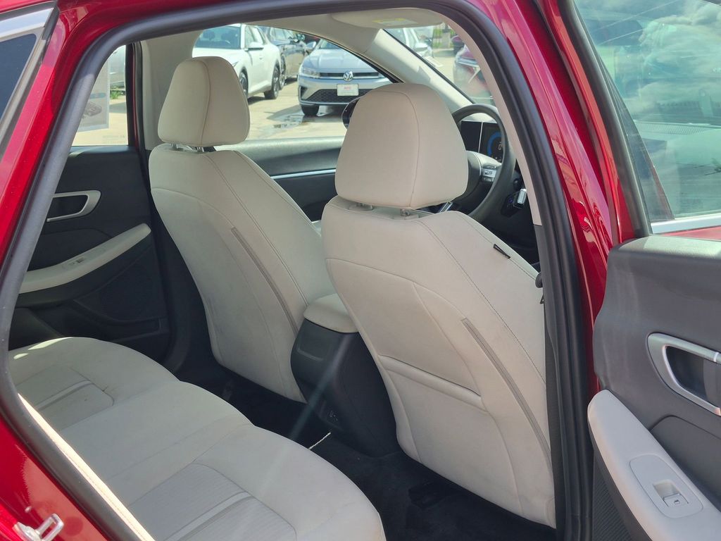 Thumbnail: 2025 Hyundai Sonata - 28