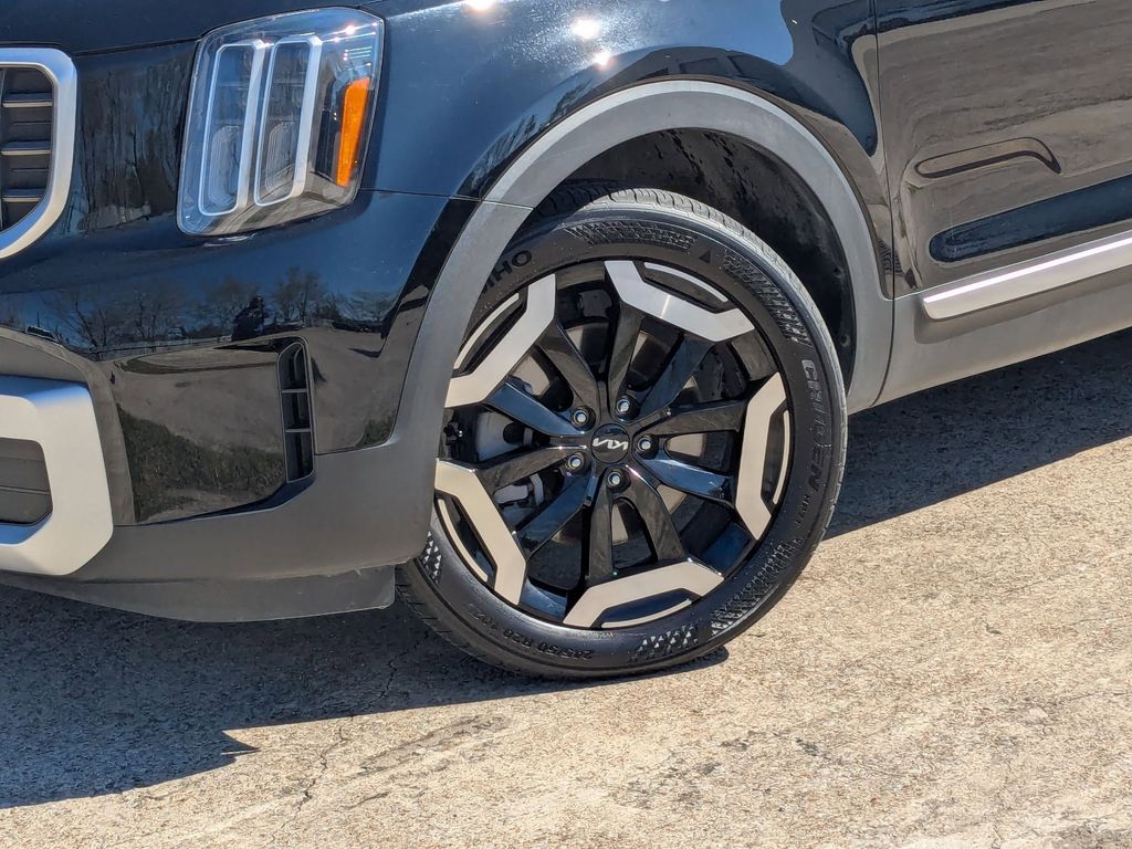 Thumbnail: 2025 Kia Telluride - 33