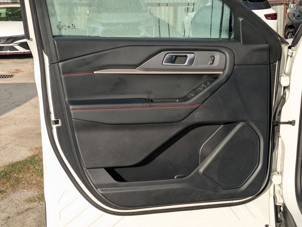 Thumbnail: 2025 Ford Explorer - 11