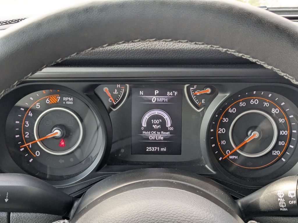 Thumbnail: 2025 Jeep Wrangler - 18