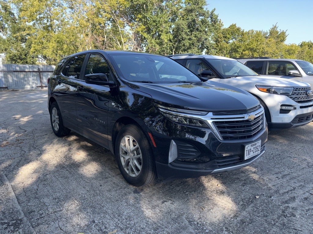 Thumbnail: 2024 Chevrolet Equinox - 3
