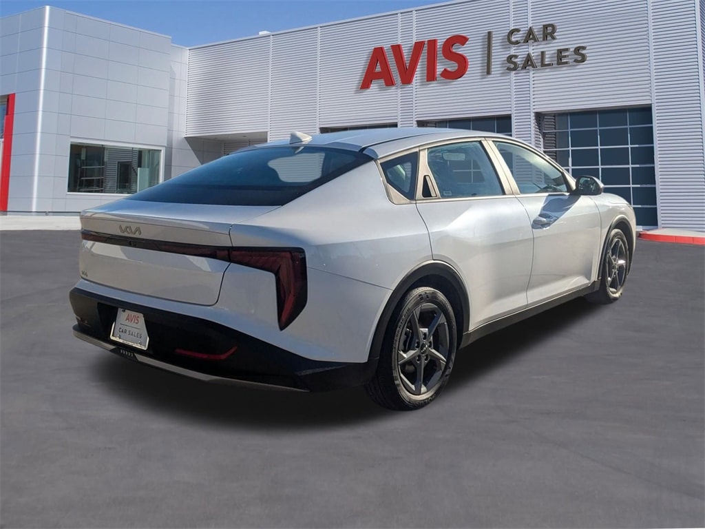 Thumbnail: 2025 Kia K4 - 6