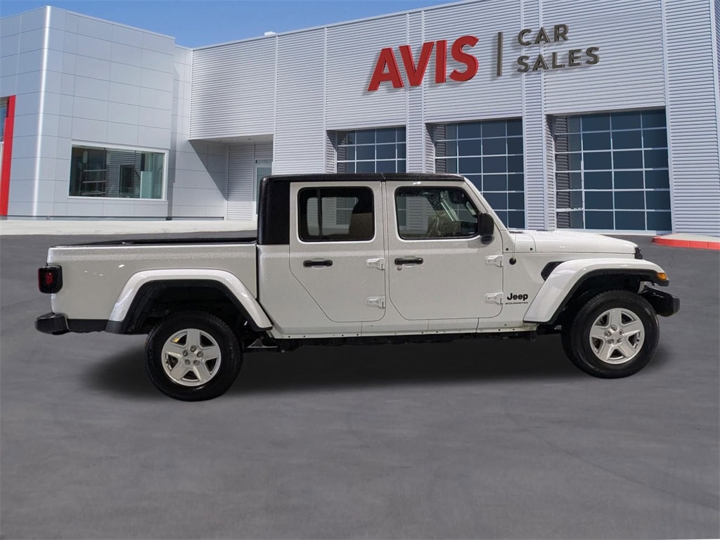Thumbnail: 2023 Jeep Gladiator - 5